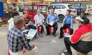 “警察蓝”+“医生白”共同守护“睛”彩人生