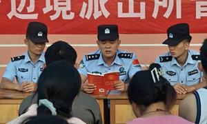 普法宣传进社区  法治意识深入人心