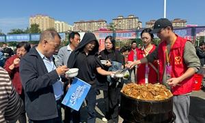 洛宁蒸肉争霸赛点燃假日文旅消费热潮