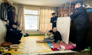 特殊群众特殊服务 99岁抗战老兵享受上门办理身份证