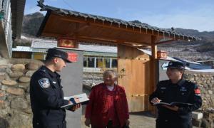 小雪将至寒意浓“炕头警务”暖民心