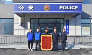 警企“党员服务队”靠前服务解民忧