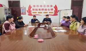 深入村屯集中宣传 筑牢边境安全防线