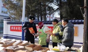 法治护航边境线 宪法精神入人心