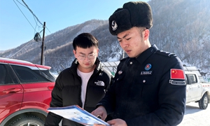 “法润边疆 法治同行”法规宣传进社区