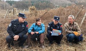 “普法进田间”让法治春风吹暖白山黑土