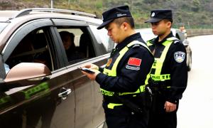 “三月三”不打烊，移民管理警察用脚步丈量平安