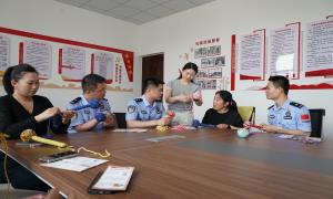 曹妃甸边检站联合驻地群众开展端午节主题活动