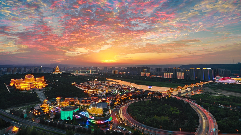 陕西省宝鸡市夜景-于浩 摄.jpg 陕西省宝鸡市夜景-于浩 摄.jpg