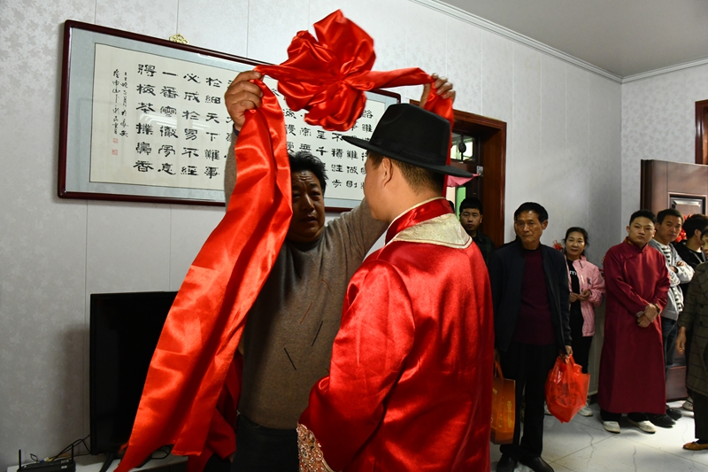 陕西省西安市蓝田县仿古婚礼现场-王建章 摄.jpg 陕西省西安市蓝田县仿古婚礼现场-王建章 摄.jpg