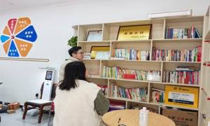 湖北秭归:规范管理让书屋“活”起来