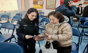 普法宣传进社区 边境法规入人心