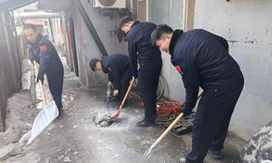 春融除冰保安全，移民管理警察贴心服务暖边关