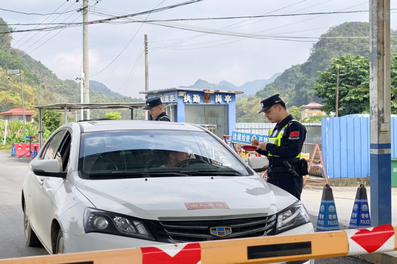 执勤点查缉4.jpg