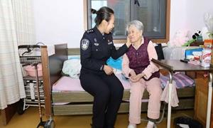 走访慰问困难群众 真情关怀暖民心