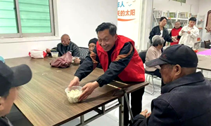 山化镇：小食堂承载大民生 暖心餐守护夕阳红