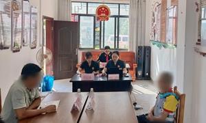 巡回法庭进社区 法治暖阳润瑶乡 司法服务零距离