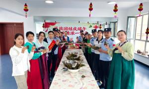 粽叶飘香迎端午 警地连心暖民心