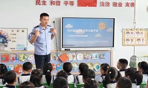 安全护航伴成长 平安校园入童心