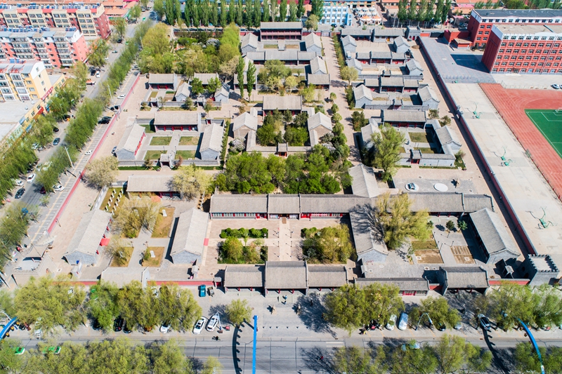 2.奈曼旗王府博物馆航拍,清代郡王府建筑风貌.jpg 2.奈曼旗王府博物馆航拍,清代郡王府建筑风貌.jpg