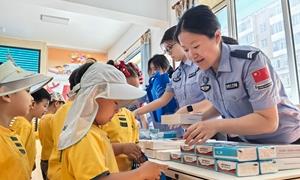 警心护童心 普法伴成长