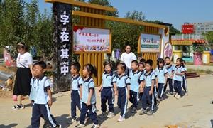 七旬老兵种“汉字田园” 文农融合赋能乡村振兴